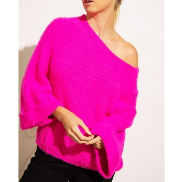 ⭐️Sale!⭐️ SEXY, CHIC & FABULOUS FUCHSIA OFF SHOULDER FURRY WIDE SLEEVES SWEATER - Picture 2 of 7